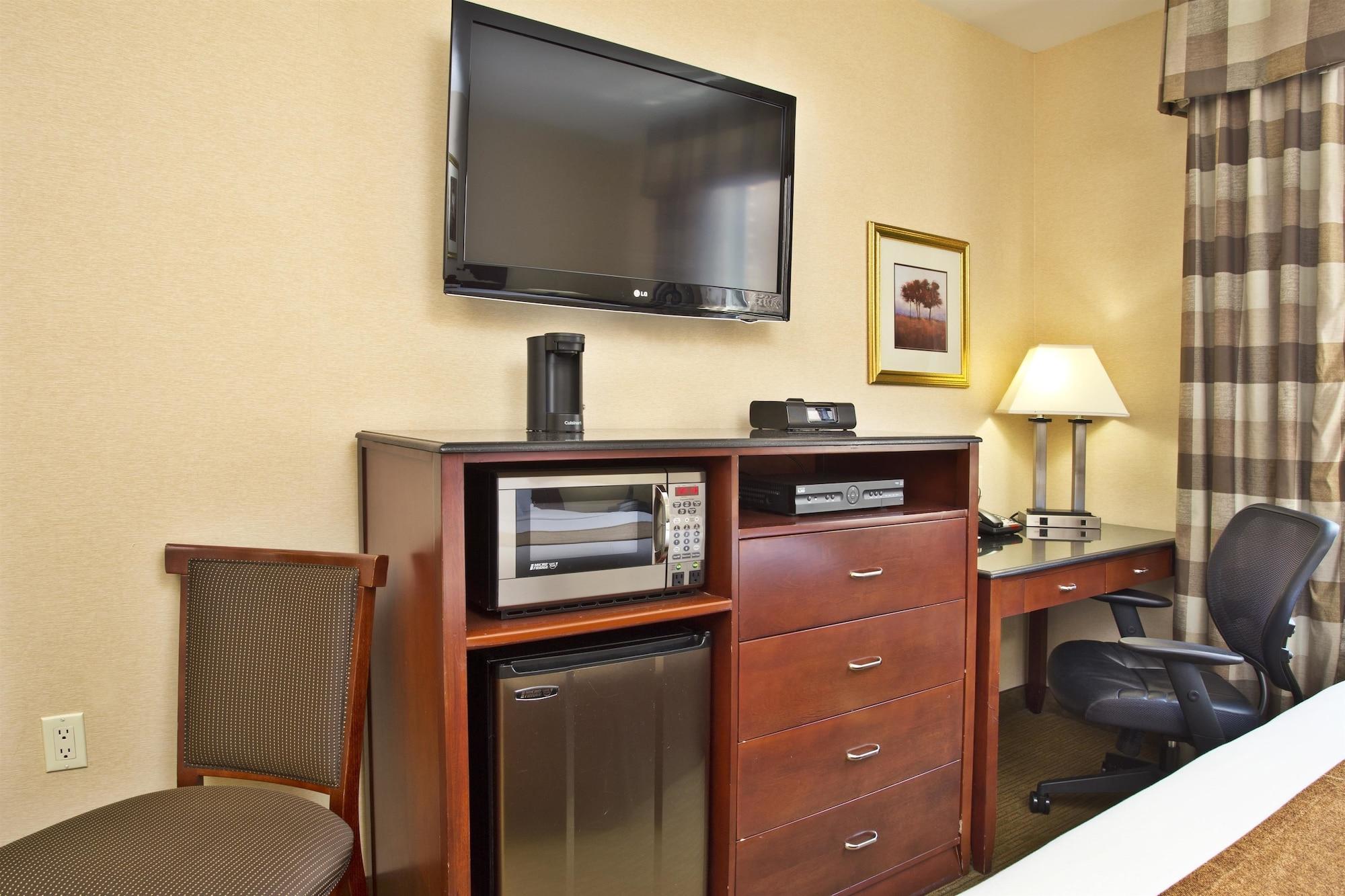 Best Western PLUS Arena Hotel New York Exterior foto